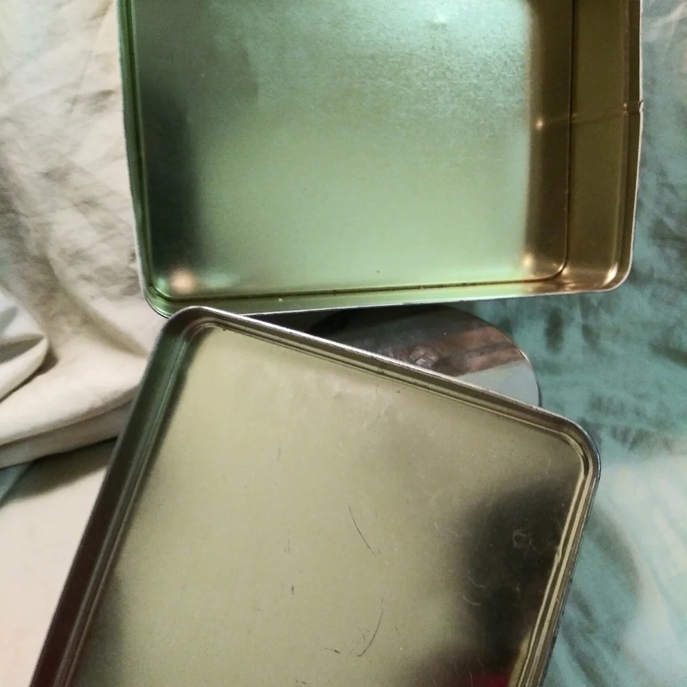 Vintage Nabisco Oreo Cookie Tin Circa 1990
